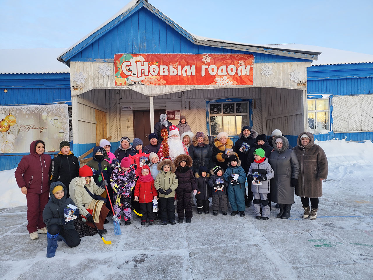 В Уватском районе администрация пыталась сорвать проведение новогодних утренников КПРФ для детей