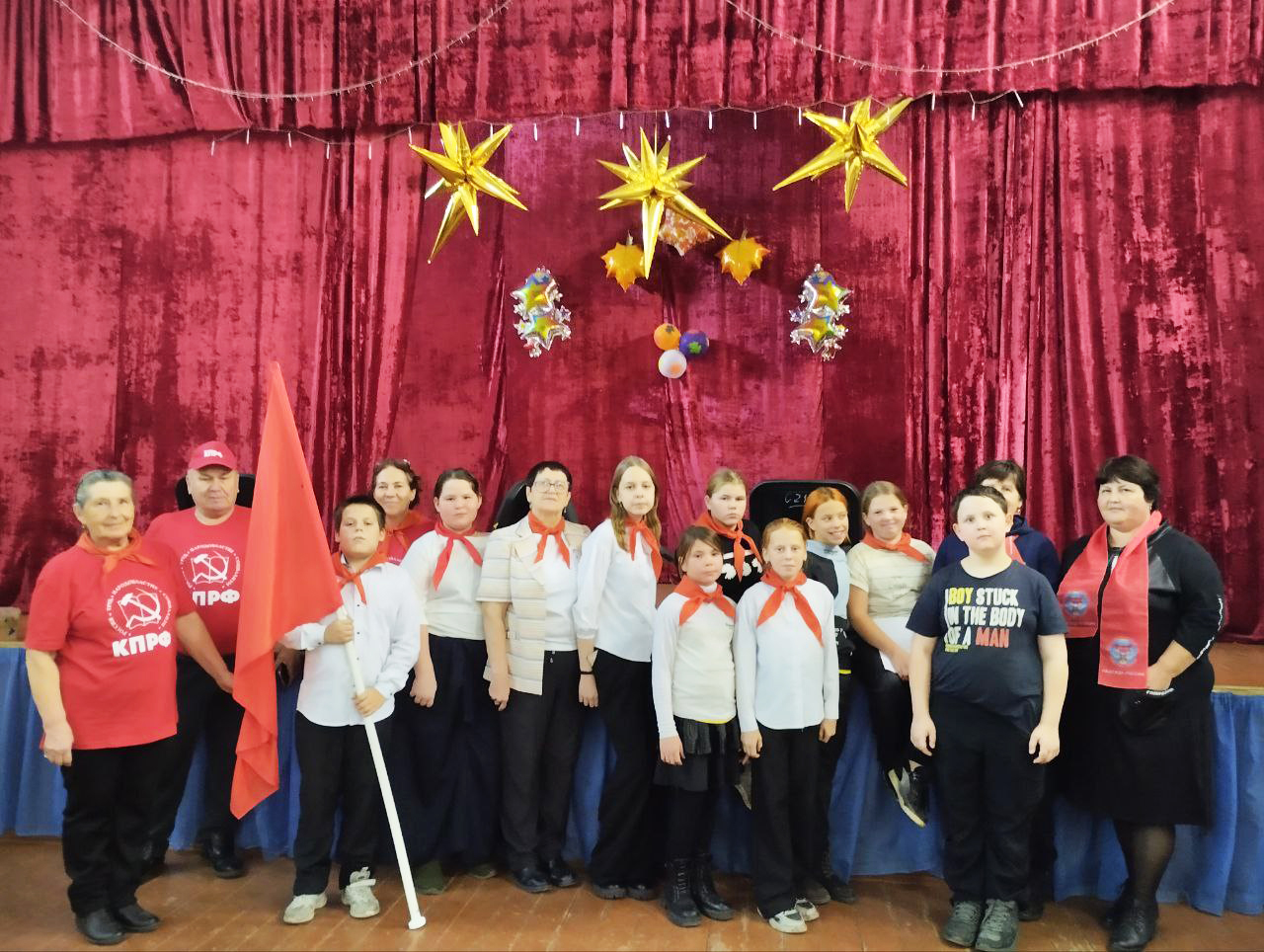 В Исетском районе состоялся торжественный приём в пионеры