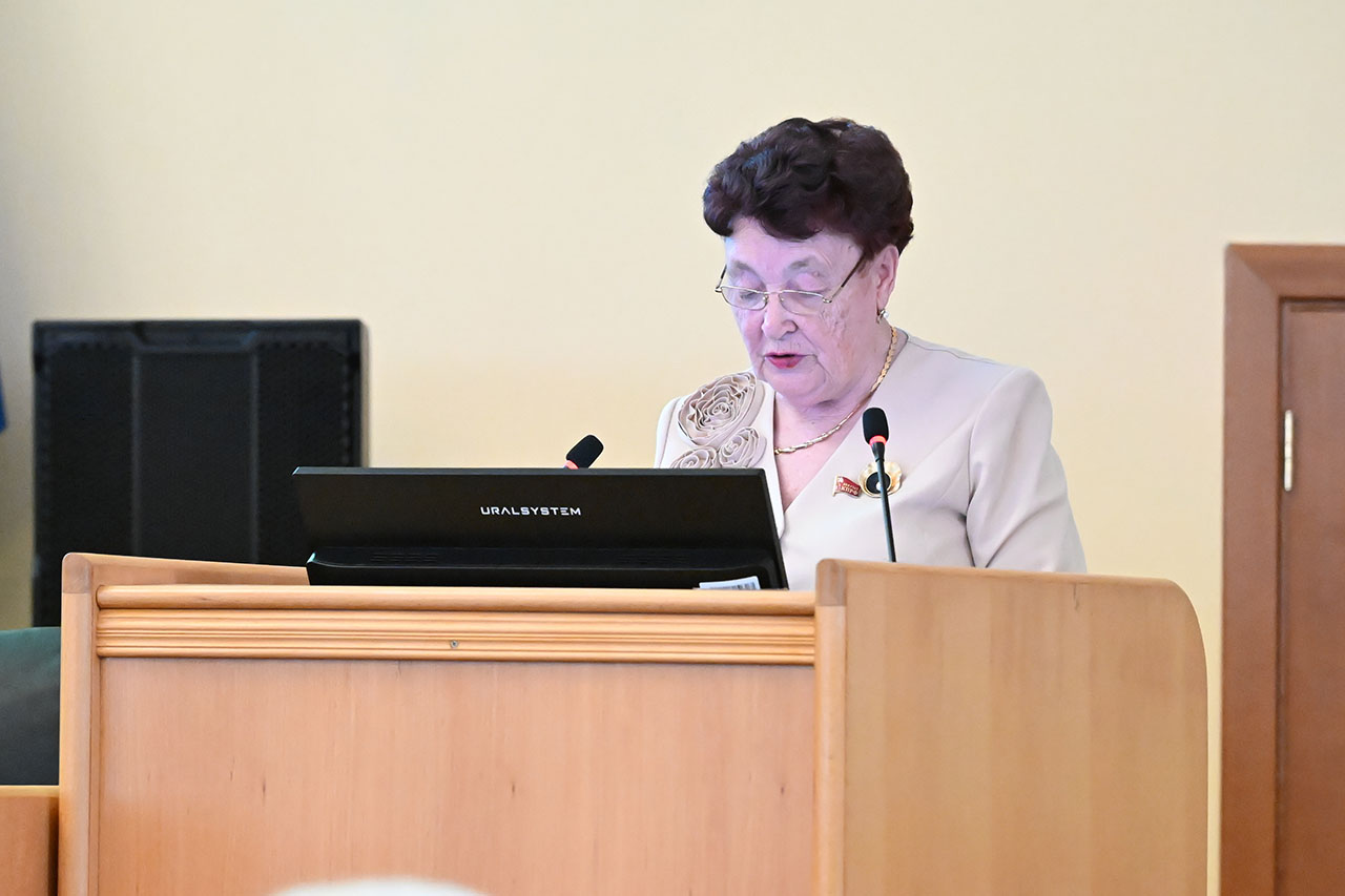 Тамара Казанцева на «парламентской пятиминутке» заявила о необходимости смены курса