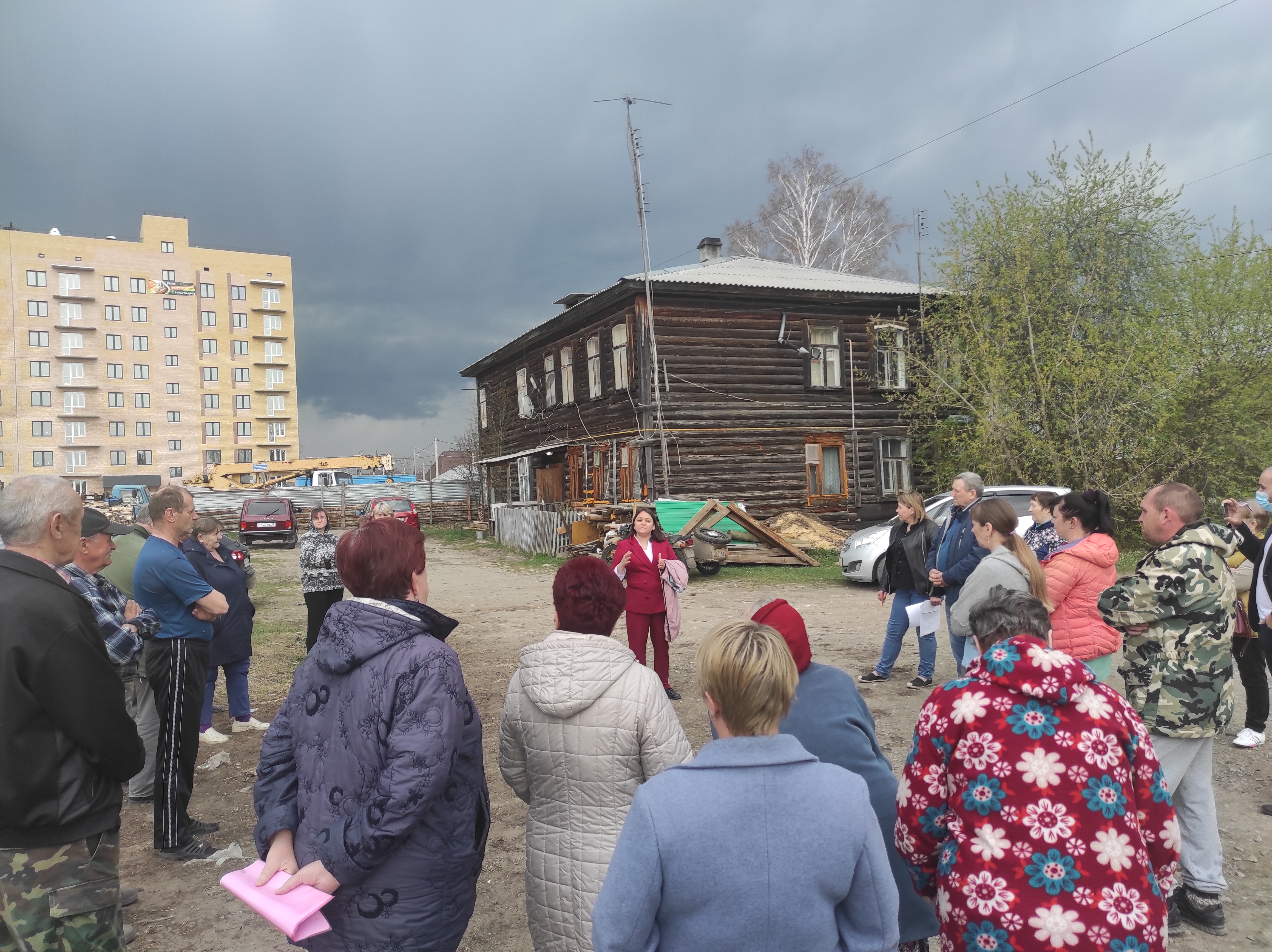 Регина Юхневич провела встречи с жителями п. Новотарманский и п. Московский