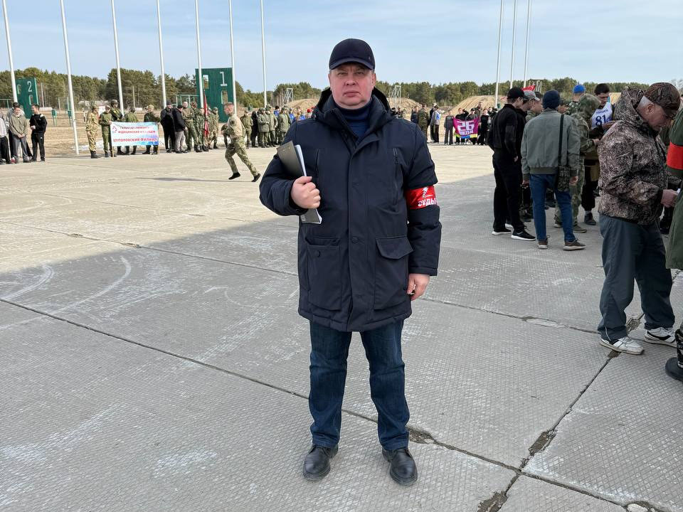 Активист КПРФ Дмитрий Санников выступил судьёй на областной военно-спортивной игре «Штурм-Метелица»