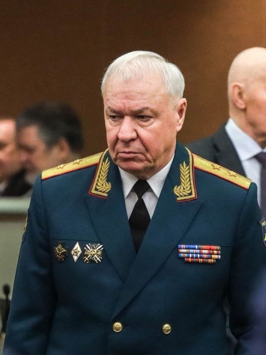 
                        Тюменский обком КПРФ поздравляет Виктора Ивановича Соболева с 75 - летним Юбилеем                    