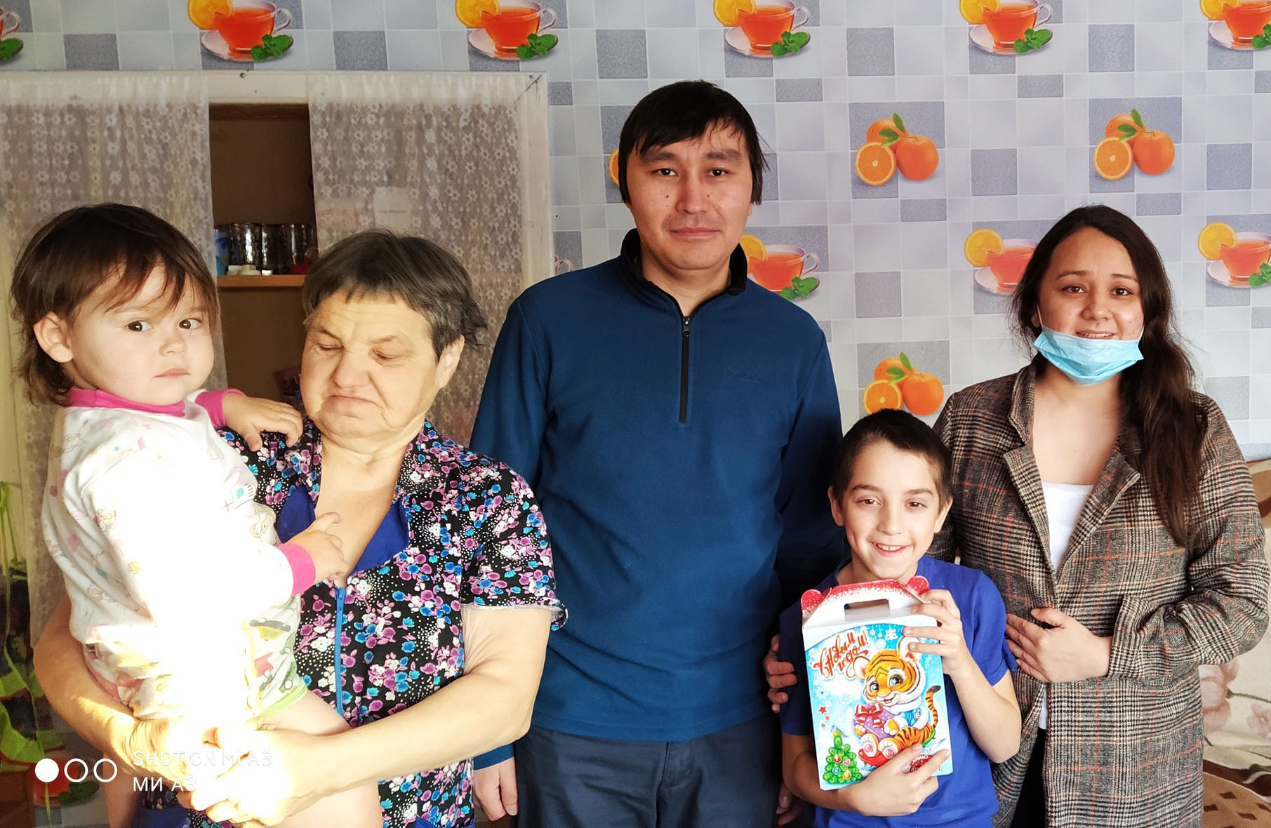 Рабочая поездка депутата-коммуниста Регины Юхневич в д. Нижние Аремзяны Тобольского района
