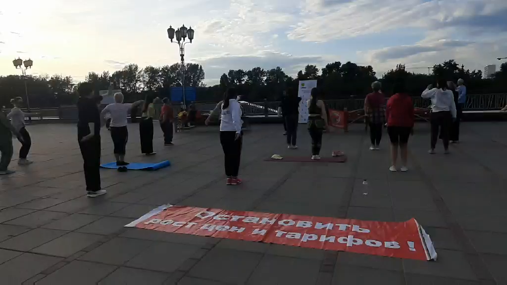 
                        При содействии женского союза 