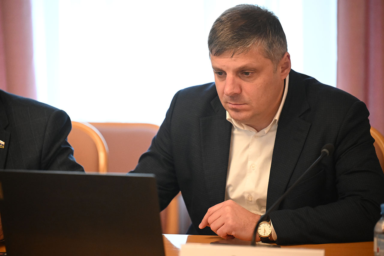 КПРФ на заседании Тюменской областной думы выступила против роста тарифов ЖКХ